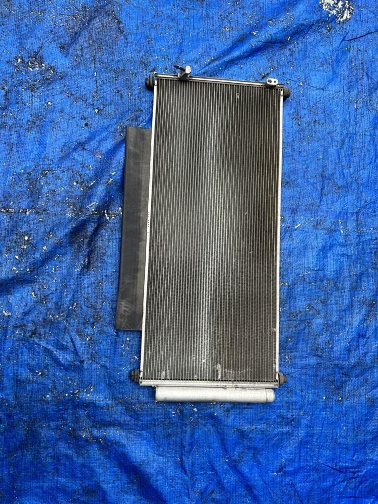 Радиатор кондиционера Хонда Фит в Бугуруслане 240686